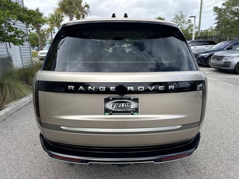 New 2026 Land Rover Range Rover Long Wheelbase SE AWD/4WD image 7