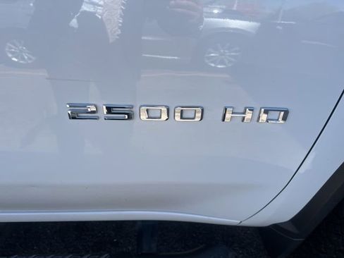 Used 2020 Chevrolet Silverado 2500 LT image 15