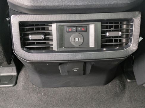 New 2025 Ford F250 Platinum w/ FX4 Off-Road Package image 15