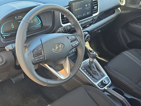 New 2026 Hyundai Venue SEL image 15