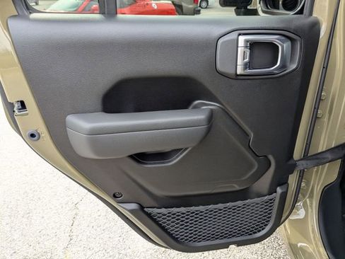 New 2026 Jeep Gladiator Sport image 28