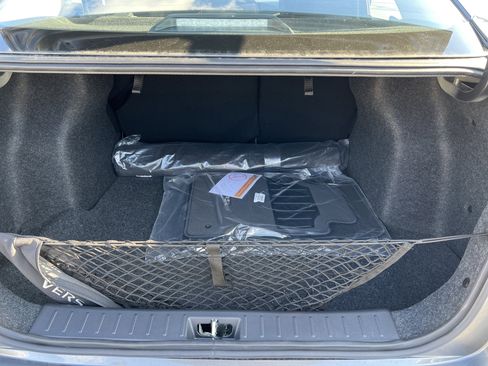 New 2025 Nissan Versa SR w/ Trunk Package image 16