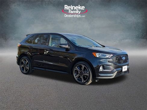 Used 2019 Ford Edge ST w/ Convenience Package image 3
