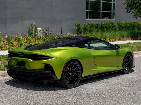 Used 2023 McLaren GT RWD image 8