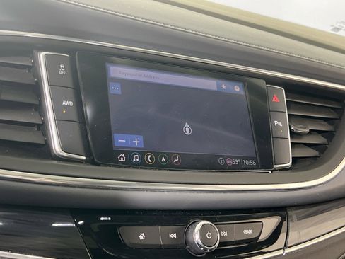 Used 2020 Buick Enclave Essence w/ Sound and Sites Package image 13