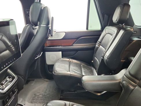 Used 2018 Lincoln Navigator L Reserve w/ Technology Package AWD/4WD image 25
