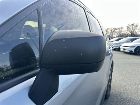 Used 2018 Subaru Forester 2.5i Premium image 10