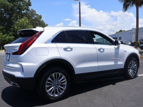 Certified 2024 Cadillac XT4 Premium Luxury FWD image 5