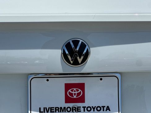 Used 2022 Volkswagen Jetta S FWD image 46
