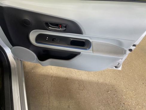 Used 2012 Toyota Prius C Two image 28