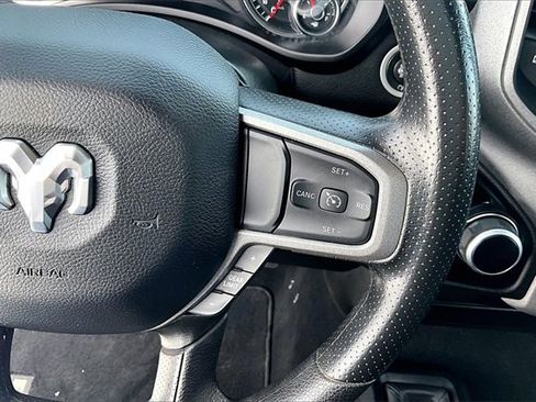 Used 2024 RAM 2500 Tradesman w/ Chrome Appearance Group image 17