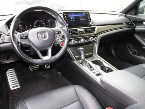Used 2021 Honda Accord Sport image 4