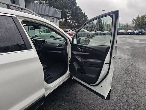 Certified 2025 Subaru Ascent Premium image 10