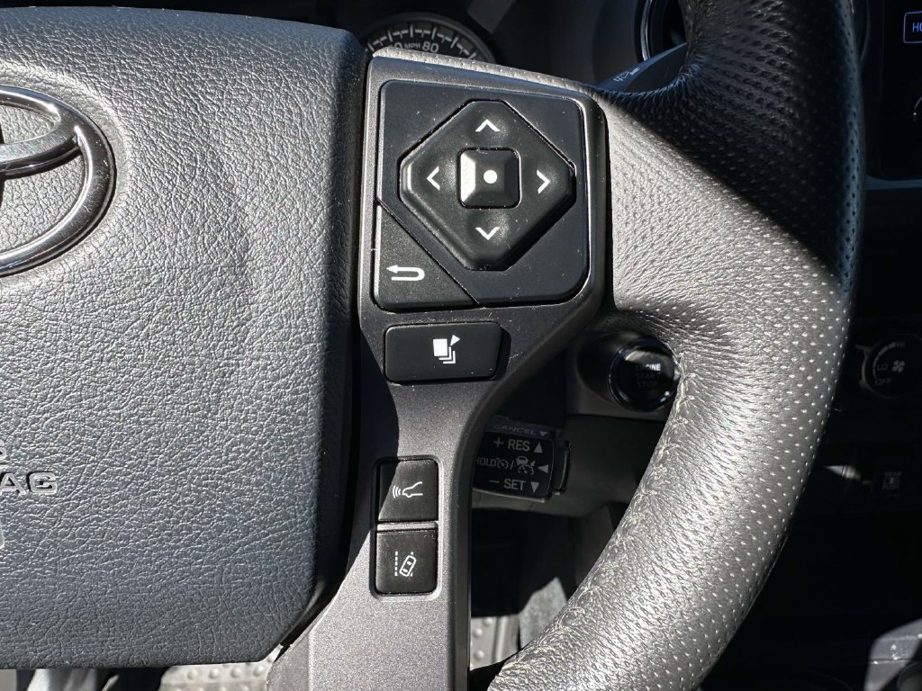 Used 2019 Toyota Tacoma TRD Off-Road AWD/4WD image 22