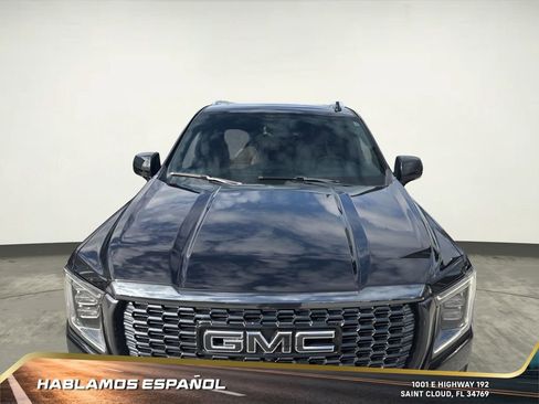 Used 2023 GMC Yukon Denali Ultimate image 10