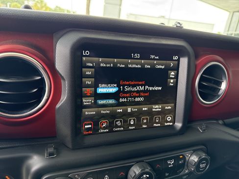Used 2023 Jeep Gladiator Rubicon w/ Cold Weather Group AWD/4WD image 22