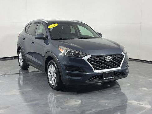 Used 2019 Hyundai Tucson Value w/ Cargo Package AWD/4WD image 3