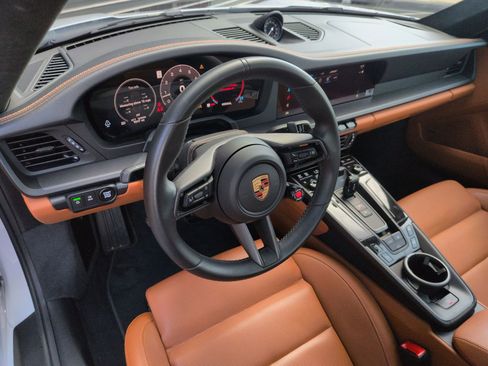 Certified 2025 Porsche 911 Carrera S image 4