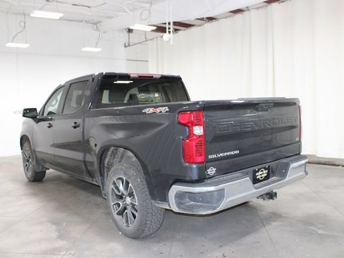 Used 2024 Chevrolet Silverado 1500 LT w/ Protection Package AWD/4WD image 7