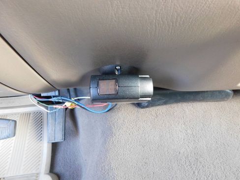 Used 2004 Ford F350 Lariat AWD/4WD image 12