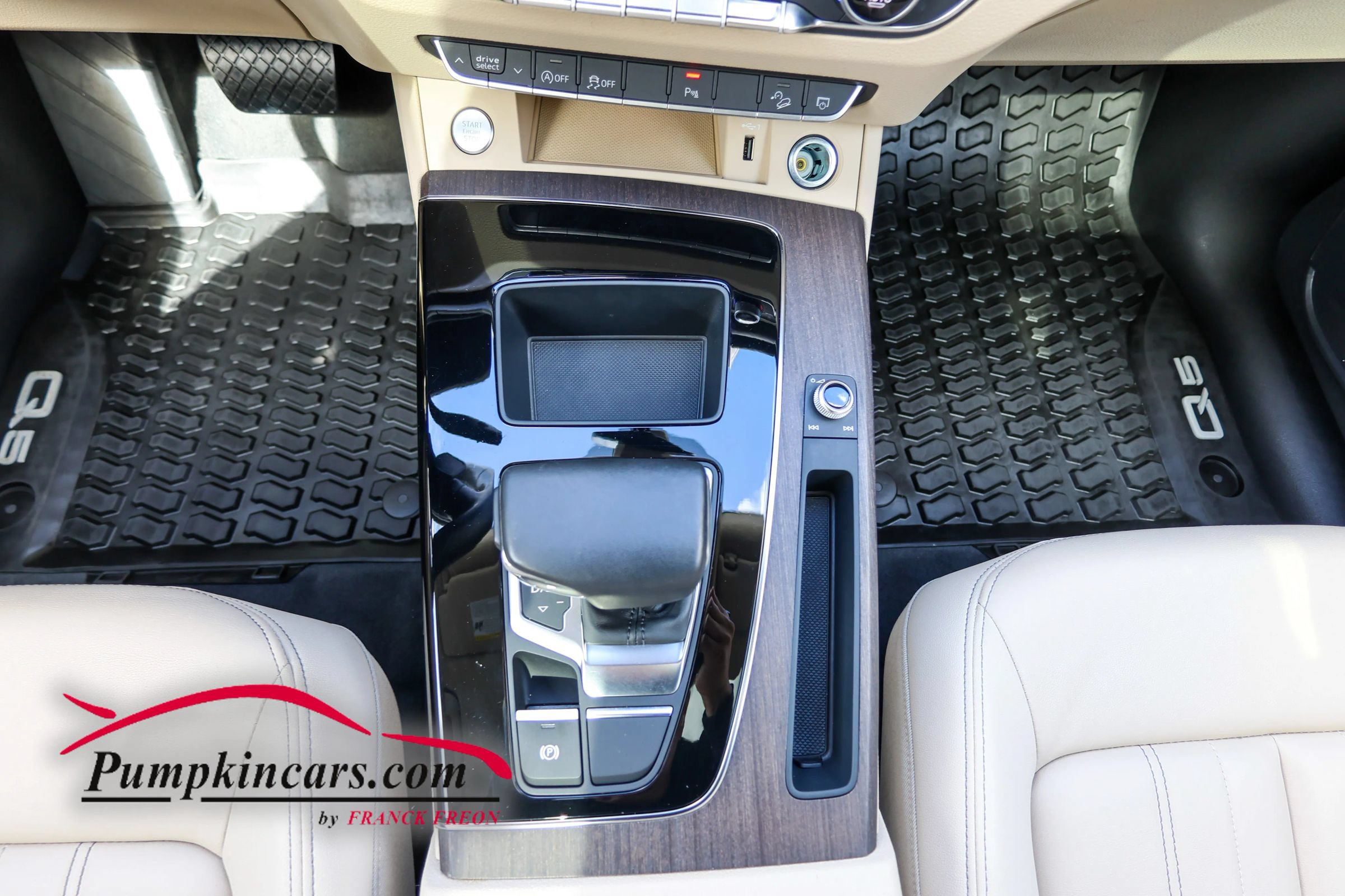 Used 2023 Audi Q5 2.0T Premium w/ Convenience Package AWD/4WD image 34