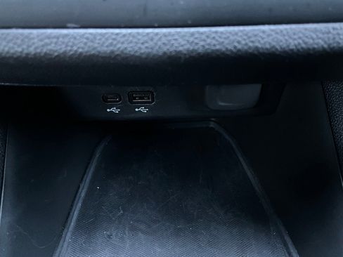 Used 2025 Buick Envista Preferred image 24