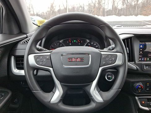 Used 2023 GMC Terrain SLE w/ Driver Convenience Package image 19