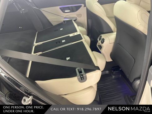 Used 2024 Mercedes-Benz GLC 300 4MATIC image 43