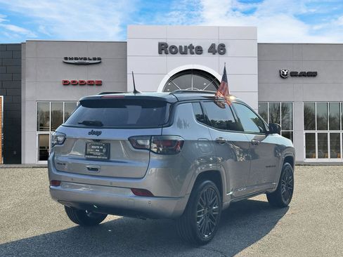 Used 2024 Jeep Compass Limited w/ High Altitude Package AWD/4WD image 5