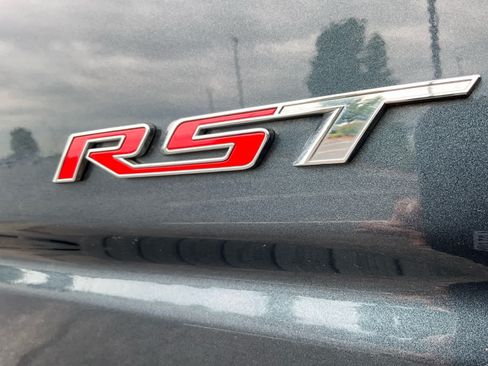 Used 2020 Chevrolet Silverado 1500 RST AWD/4WD image 17
