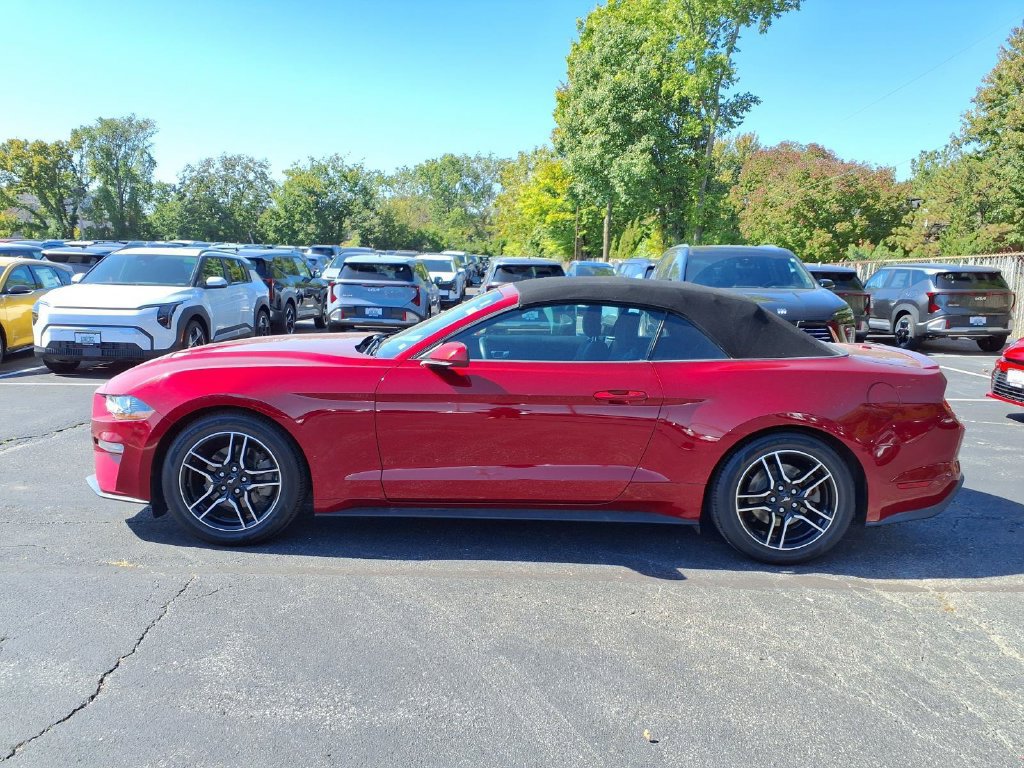Used 2018 Ford Mustang Convertible w/ Equipment Group 101A RWD image 25