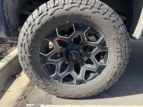 Used 2020 Chevrolet Silverado 1500 LTZ w/ LTZ Plus Package image 10