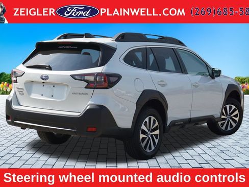Used 2023 Subaru Outback Premium AWD/4WD image 5