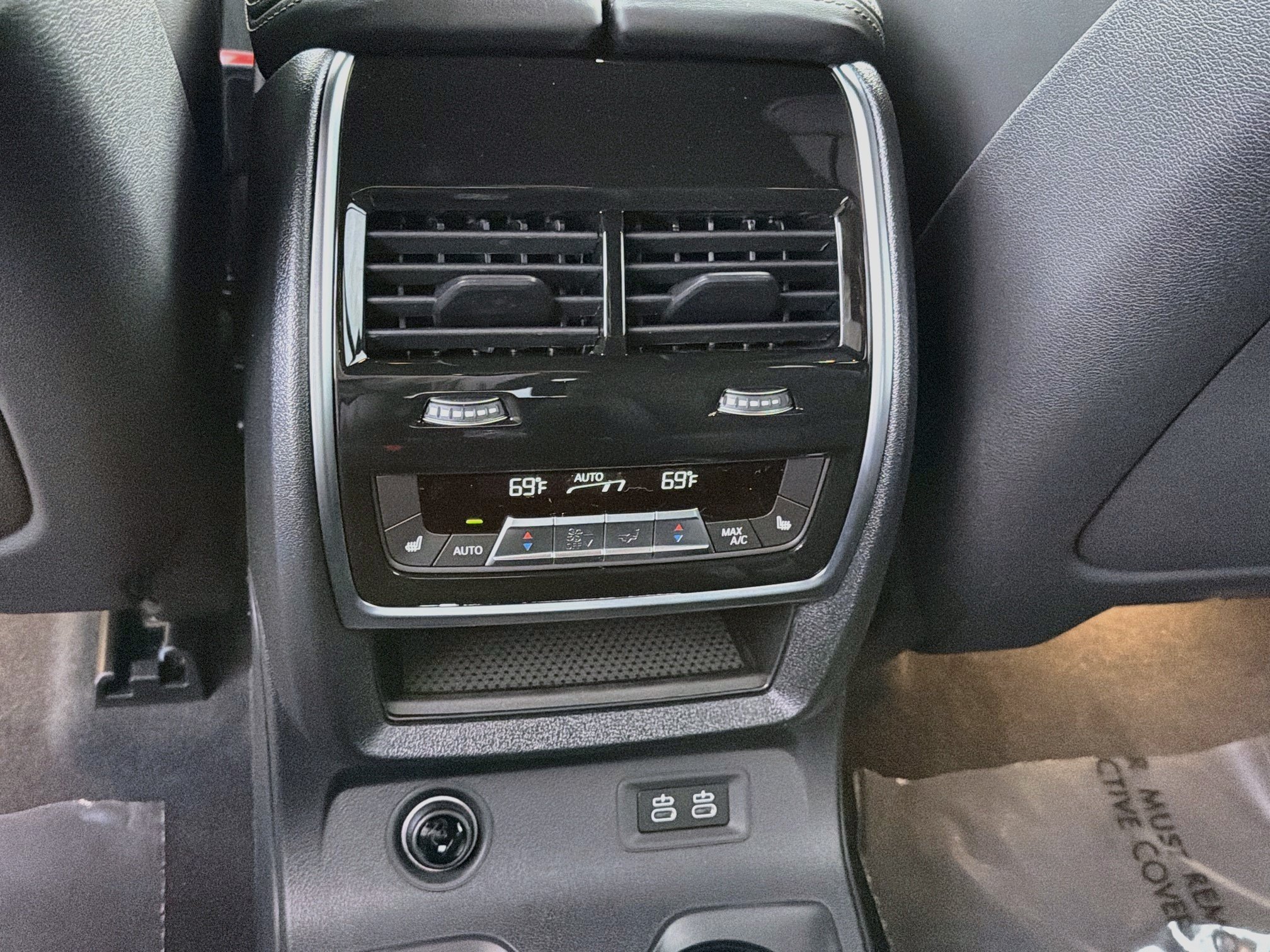New 2027 BMW X7 M60i AWD/4WD image 21