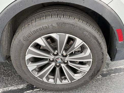 Used 2024 Buick Envision Preferred AWD/4WD image 28