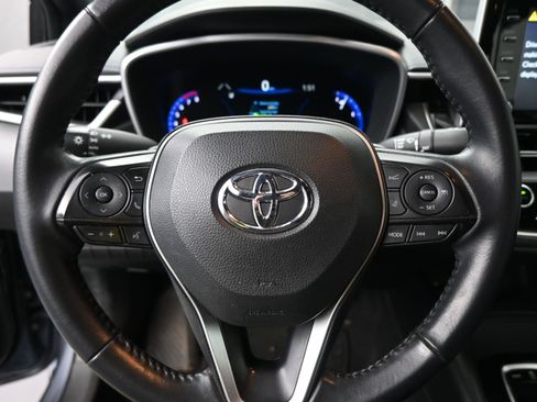 Used 2020 Toyota Corolla XSE image 11