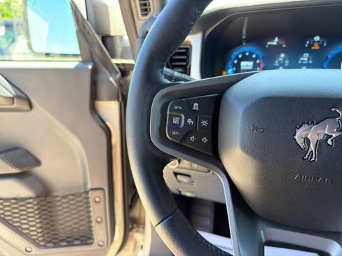 Used 2025 Ford Bronco Outer Banks AWD/4WD image 43
