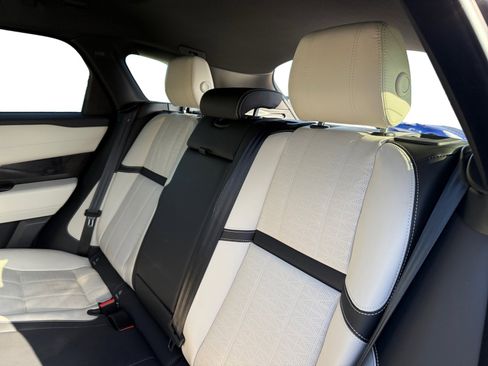 Used 2020 Land Rover Range Rover Velar R-Dynamic HSE image 16
