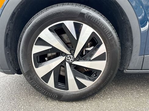 Used 2023 Volkswagen ID.4 Pro image 18