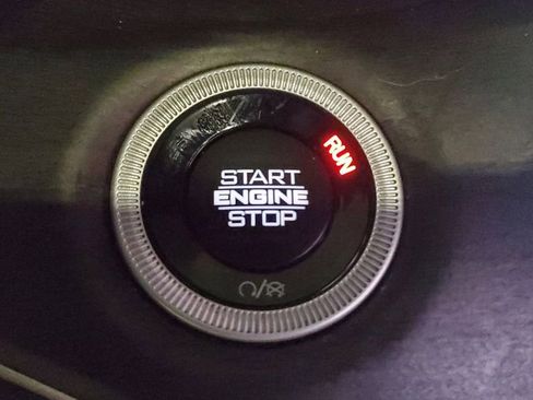 Used 2025 Jeep Grand Cherokee L Limited image 29