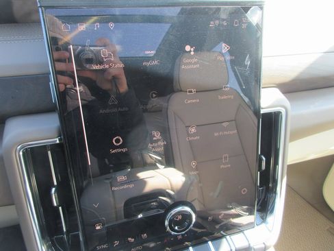 New 2026 GMC Yukon Denali image 18