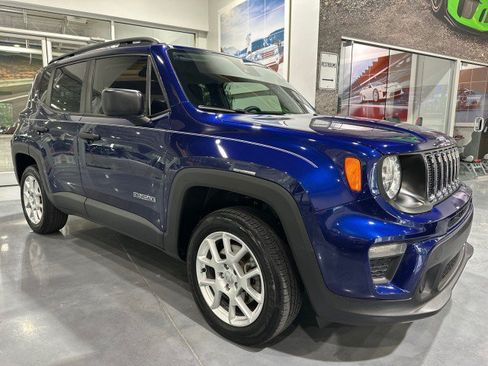 Used 2021 Jeep Renegade Sport w/ Sport Appearance Group AWD/4WD image 20