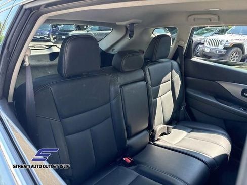 Used 2022 Nissan Murano SL w/ Cargo Package image 13