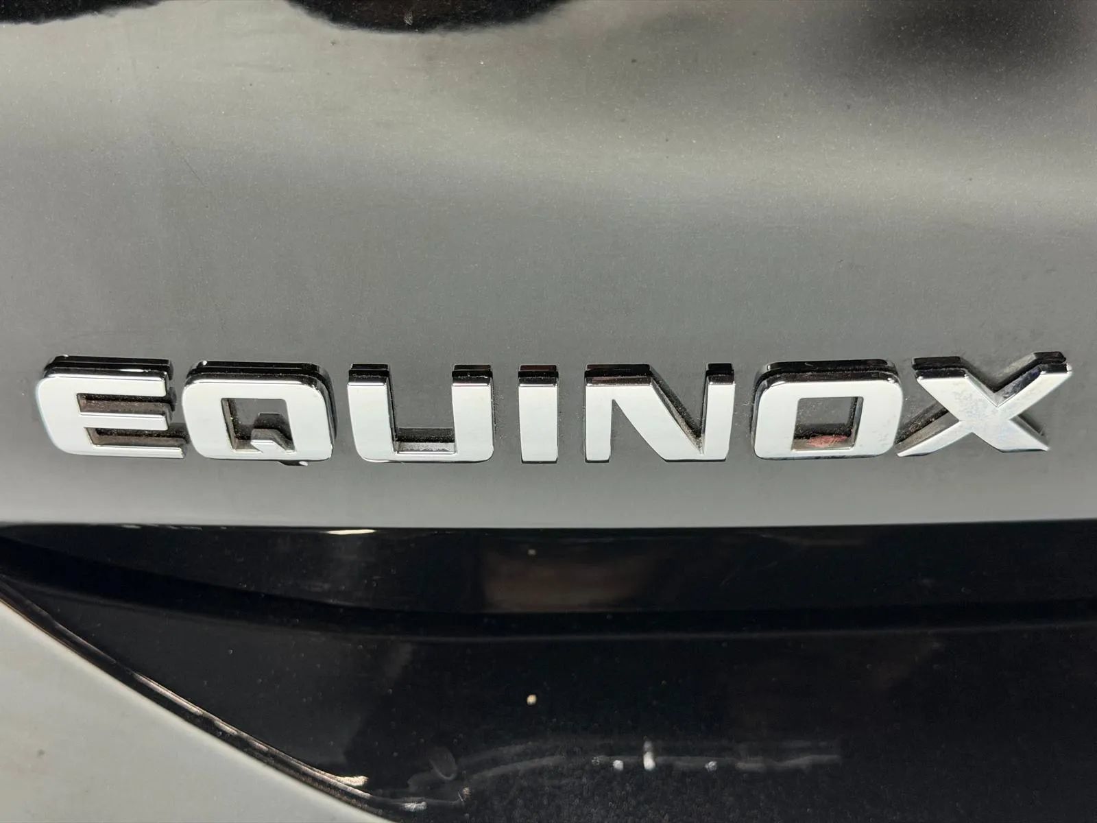 Used 2018 Chevrolet Equinox LT FWD image 10