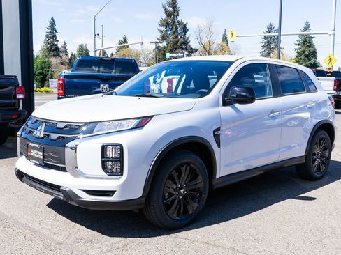 New 2026 Mitsubishi Outlander Sport LE AWD/4WD image 3