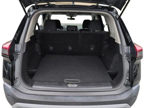 Used 2023 Nissan Rogue S FWD image 24
