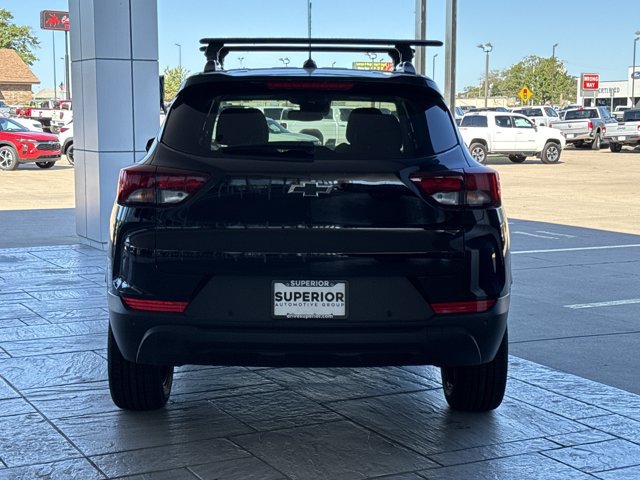 New 2026 Chevrolet TrailBlazer LT w/ Convenience Package FWD image 3