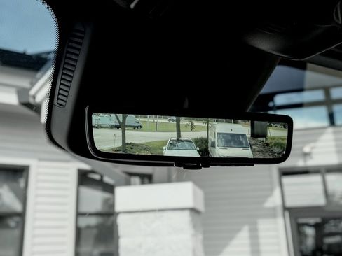 Used 2025 Mercedes-Benz Sprinter 2500 image 20