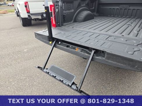 New 2026 Ford F250 Lariat w/ Black Appearance Package AWD/4WD image 7
