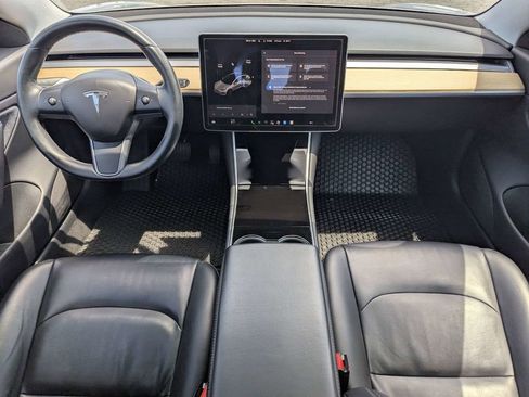 Used 2018 Tesla Model 3 Mid Range RWD image 13
